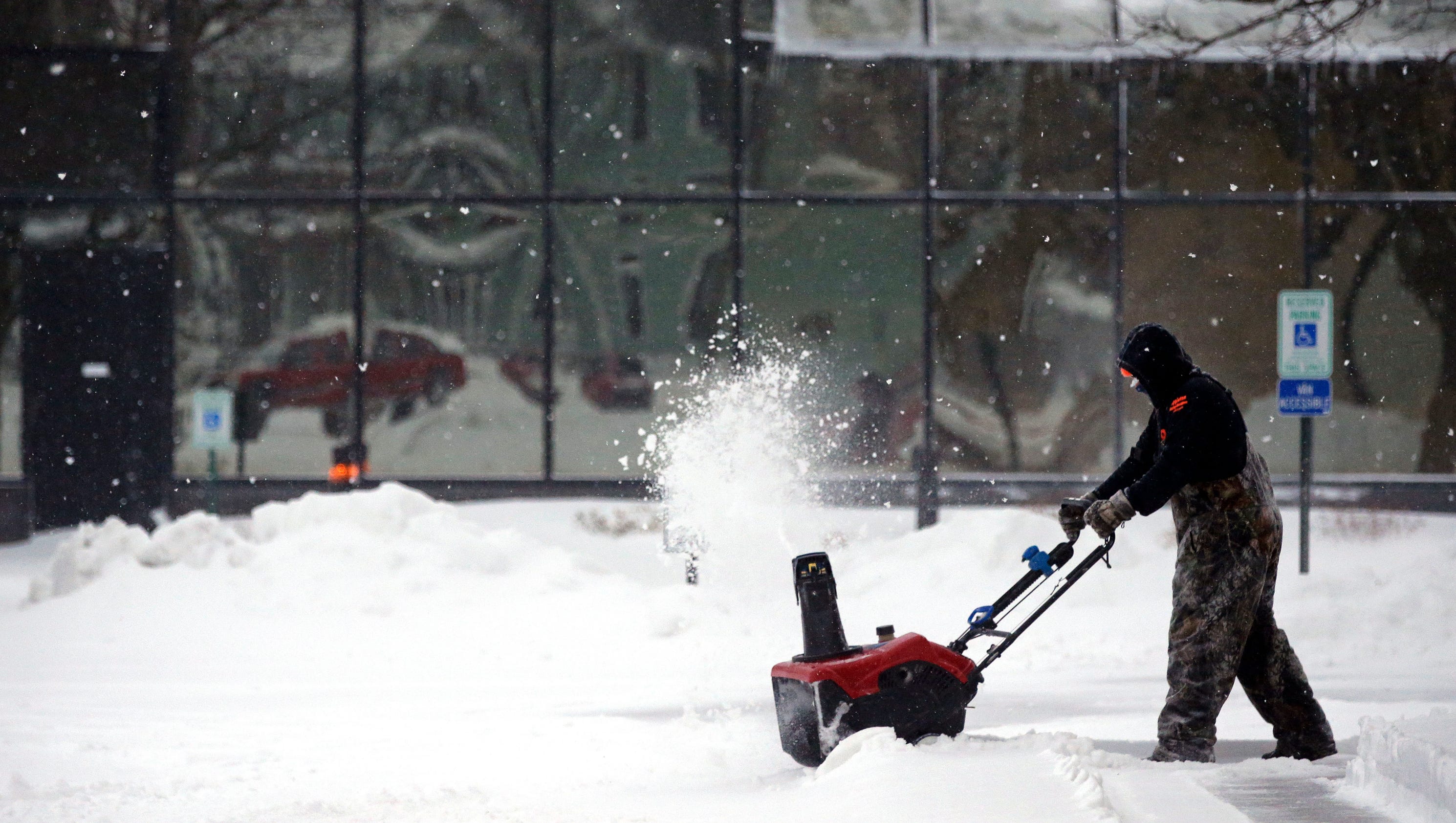 denver snow totals today