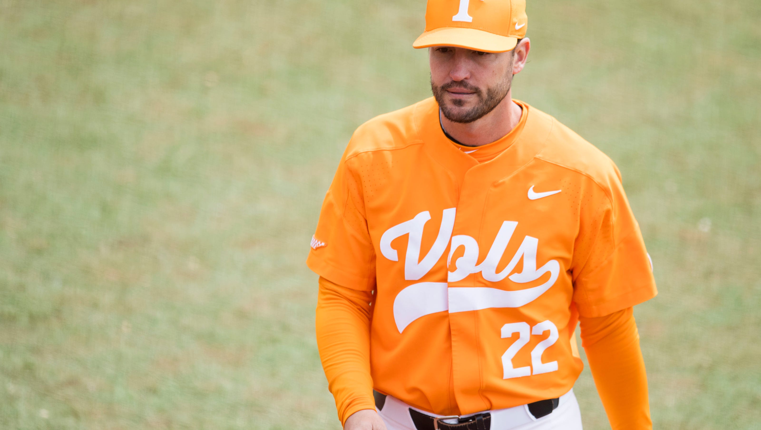 Tony Vitello: Tennessee baseball coach signs extension with Vols