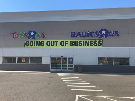 stores near me that sell toys