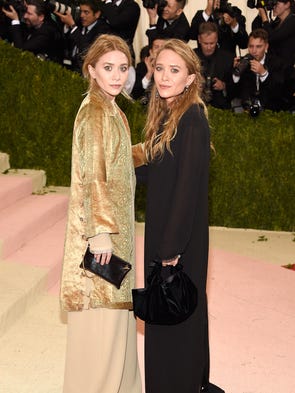 Happy 30th birthday, Mary-Kate and Ashley! The Olsen twins through the ...