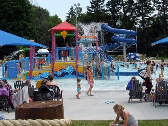 Tosa Pool at Hoyt Park holding membership drive