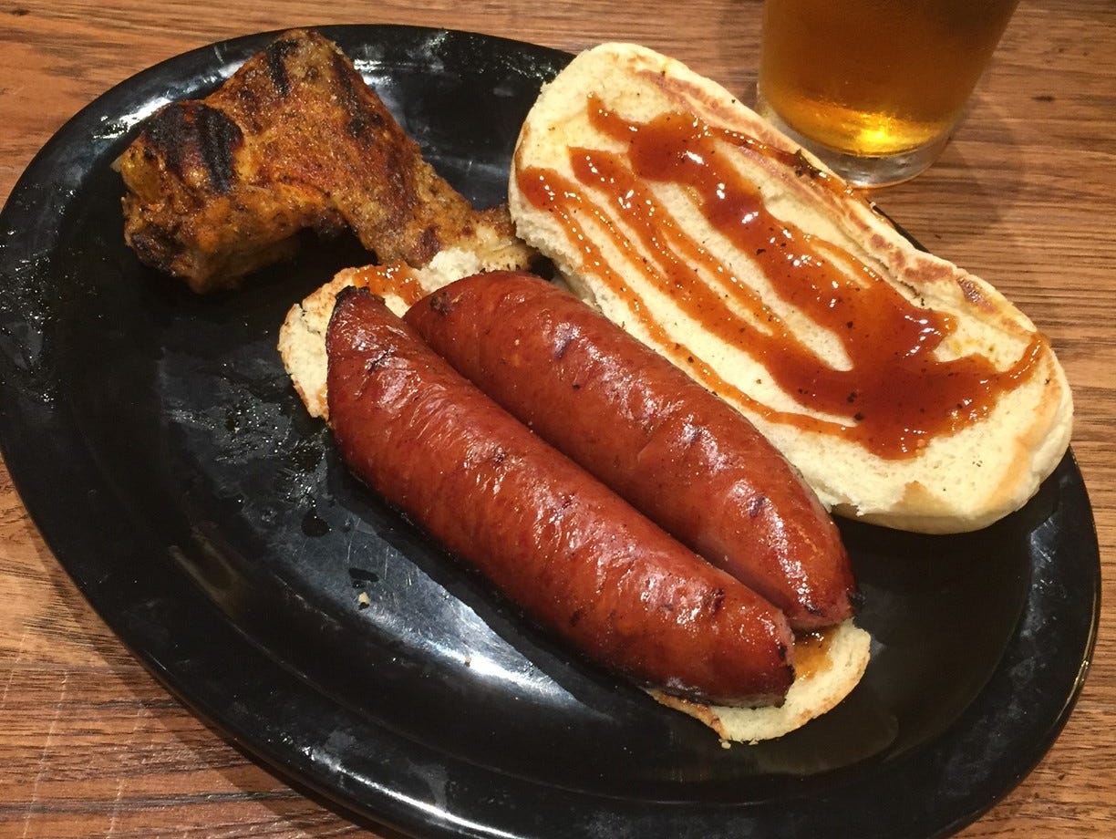 5 Smoked Sausage Sandwiches Worth Ordering At Memphis Barbecue Joints