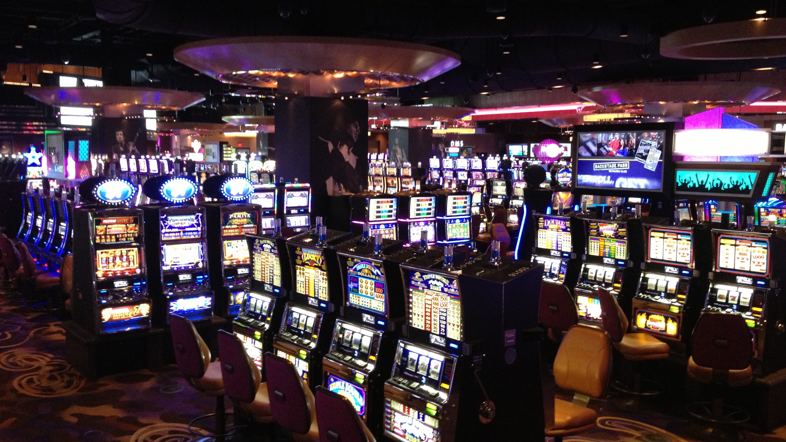 play online casino related to hard rock