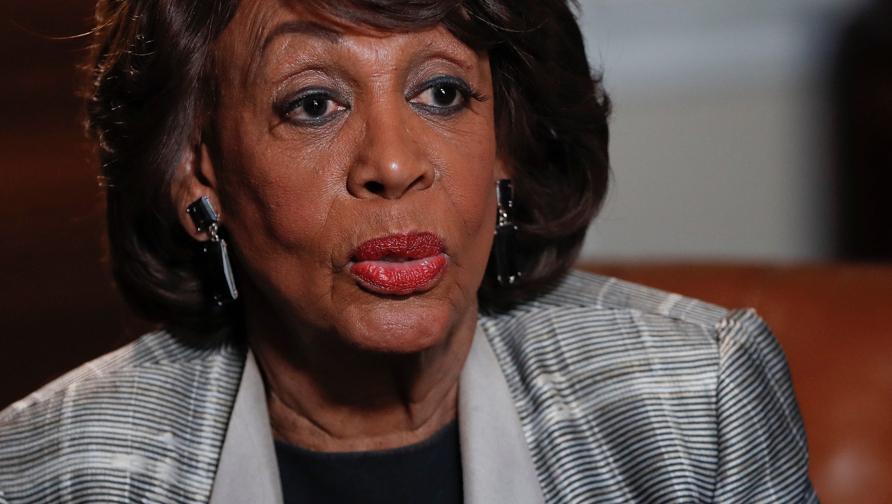 Maxine Waters Says Bill Oreilly Needs To Go To Jail And Calls Fox A