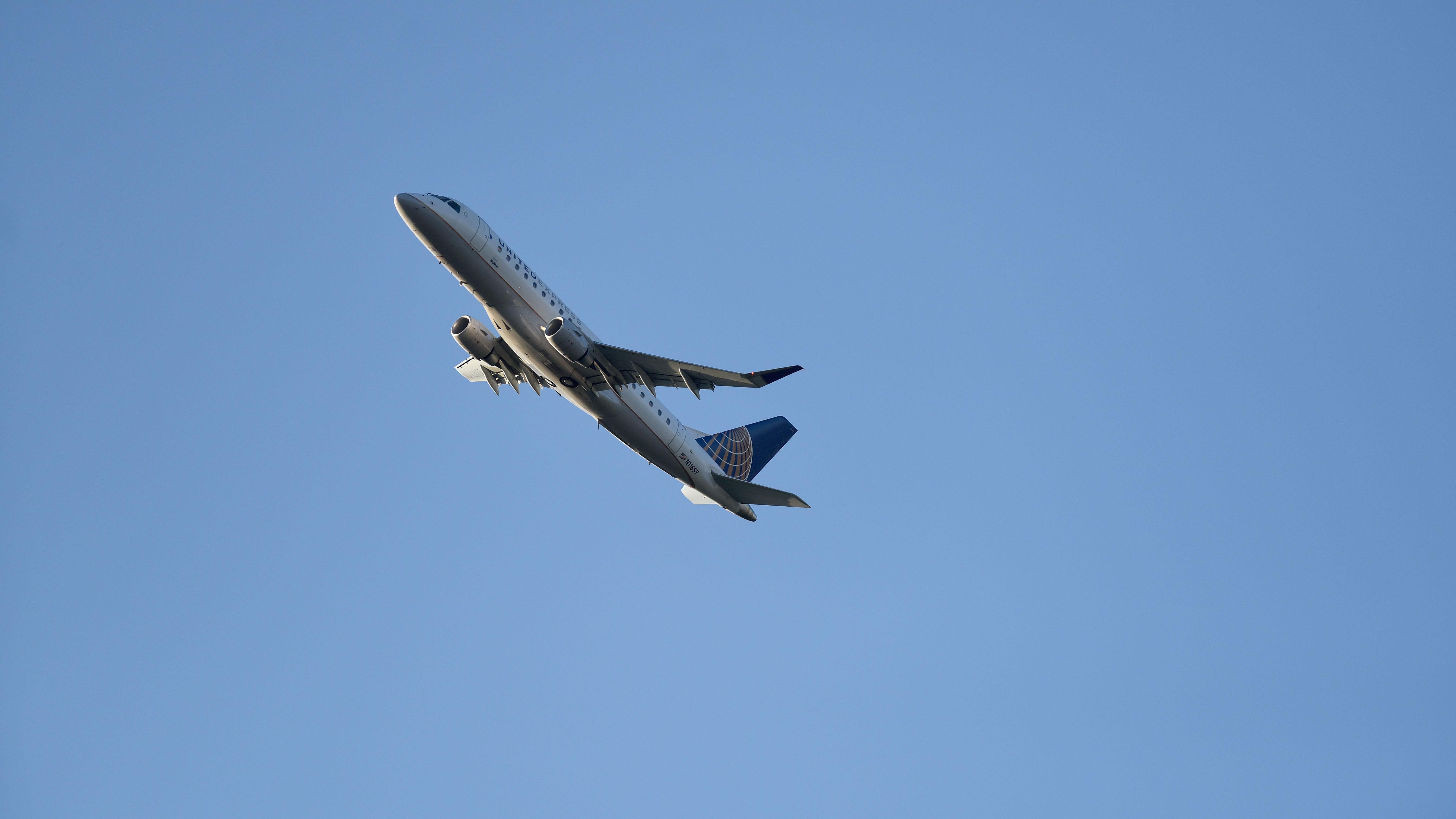 dfw airport to rapid city sd