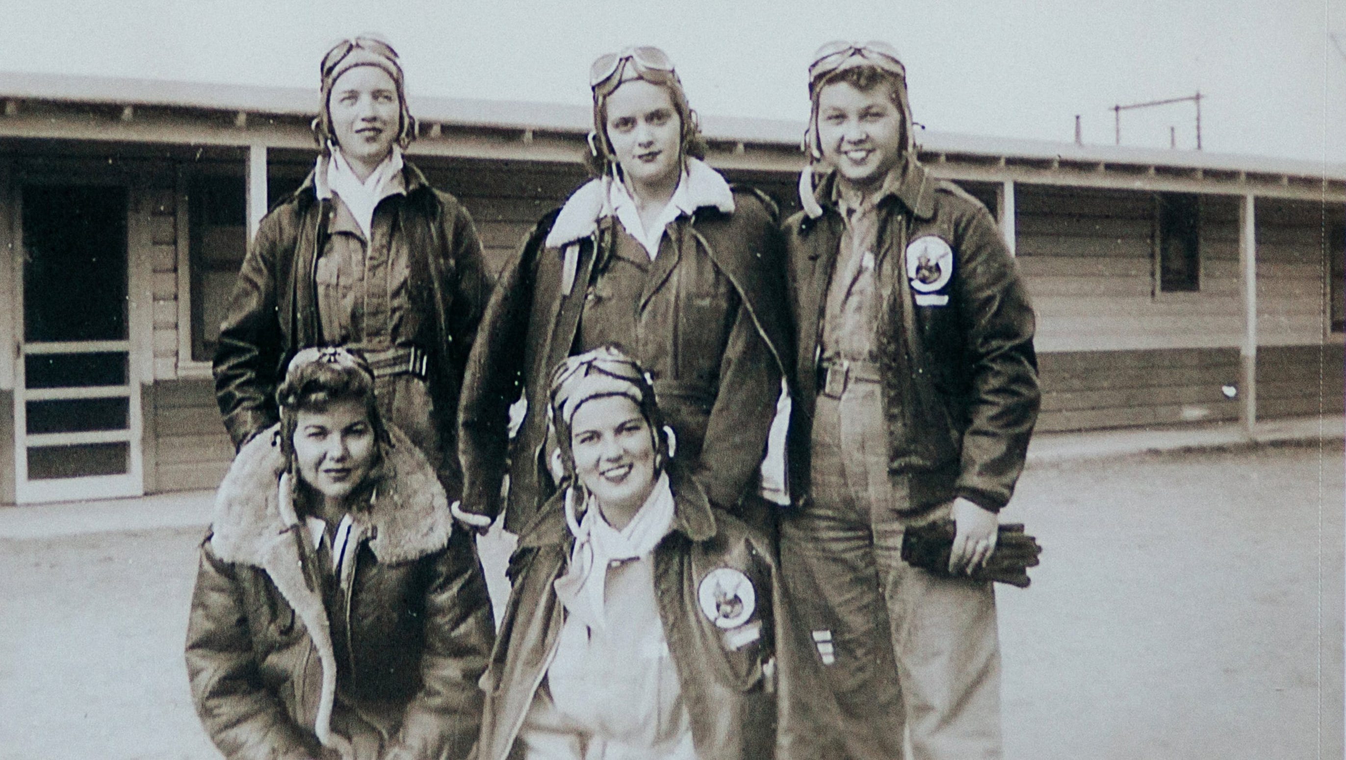 Meet All 38 Of Michigan S Original World War Ii Fly Girls