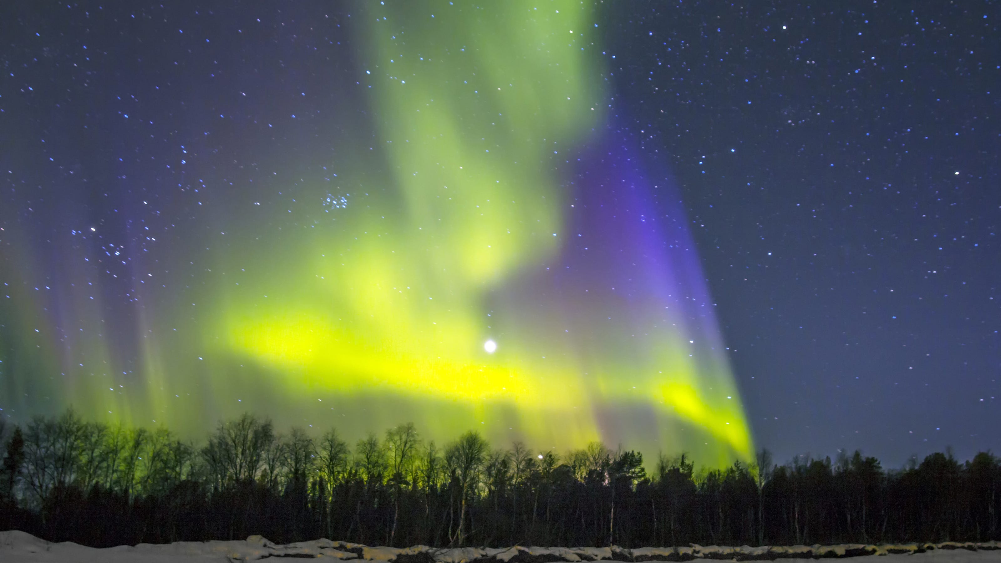 Could we see northern lights in Colorado this weekend?