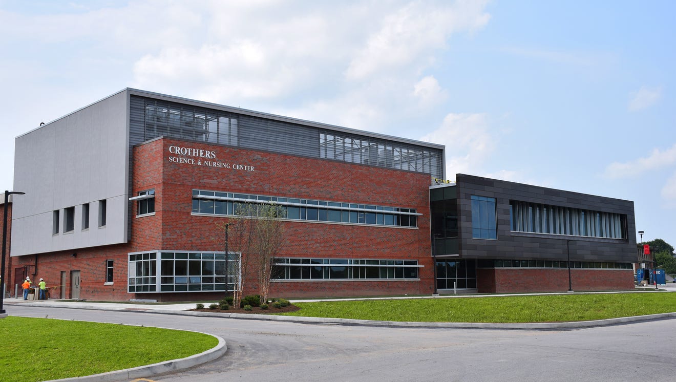 Roberts Wesleyan marks new science/nursing center