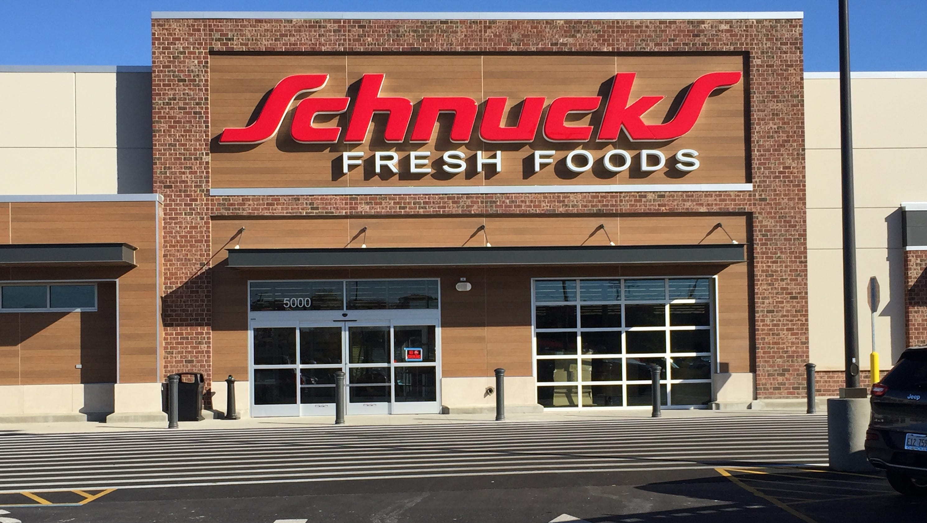Schnucks kicks off home grocery delivery in Evansville area