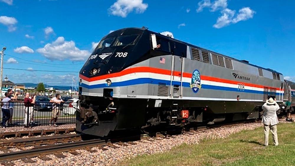 Amtrak to fill 4,000 new jobs as company improves infrastructure