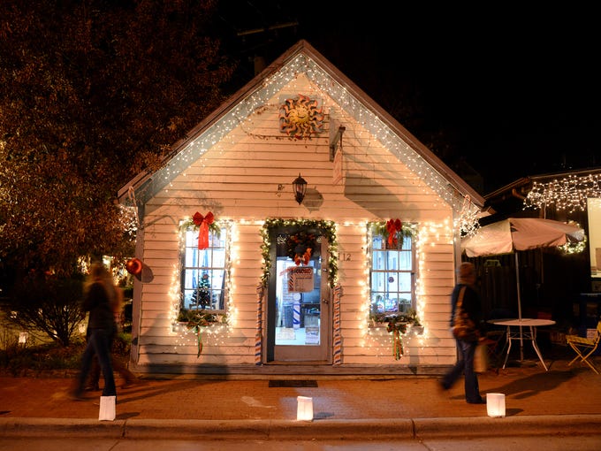 Dillsboro lights and luminaries