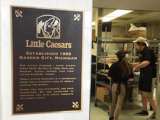 1959: First Little Caesars Opens in Garden City, Michigan