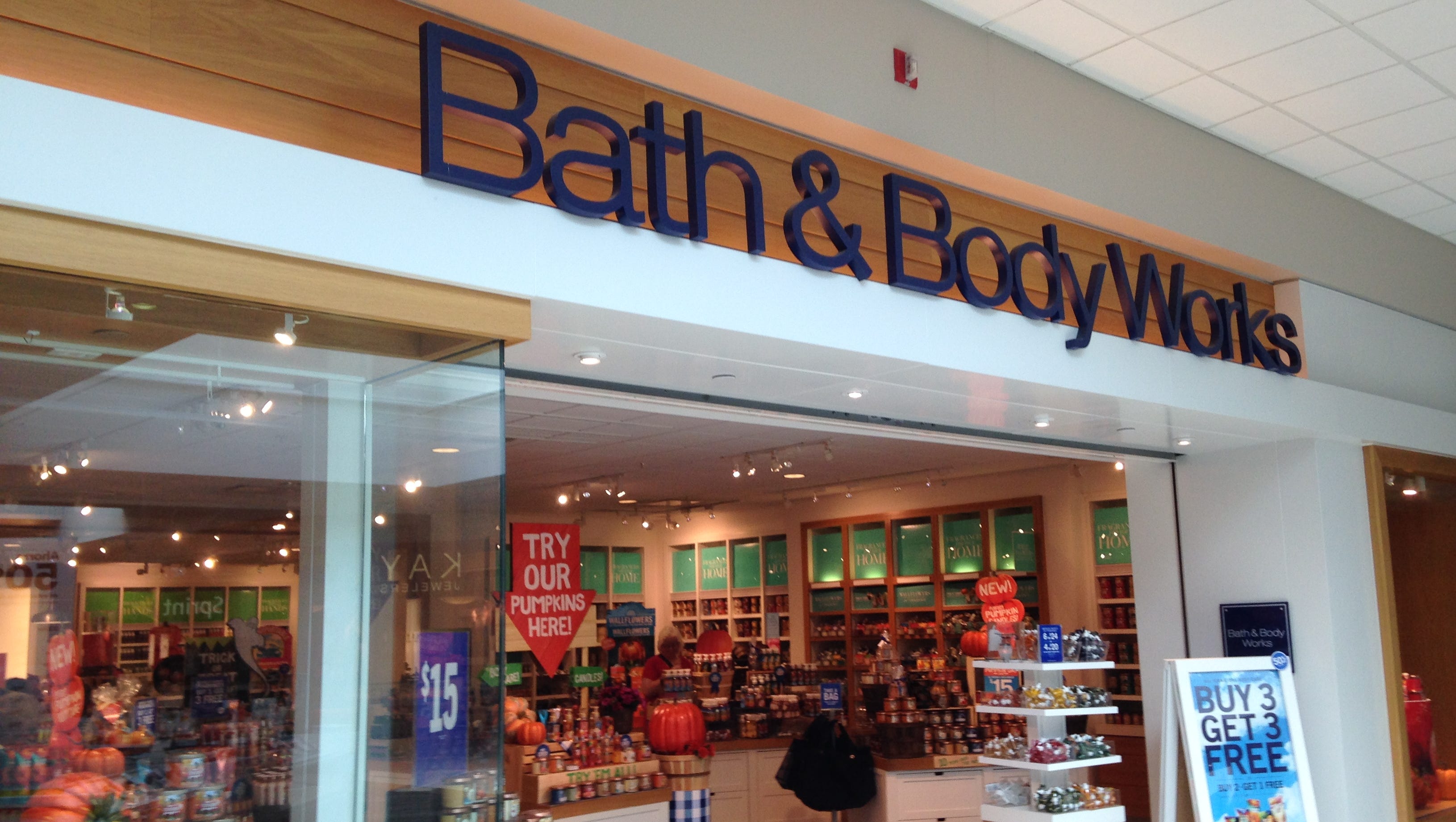 bath and body works outlet pigeon forge