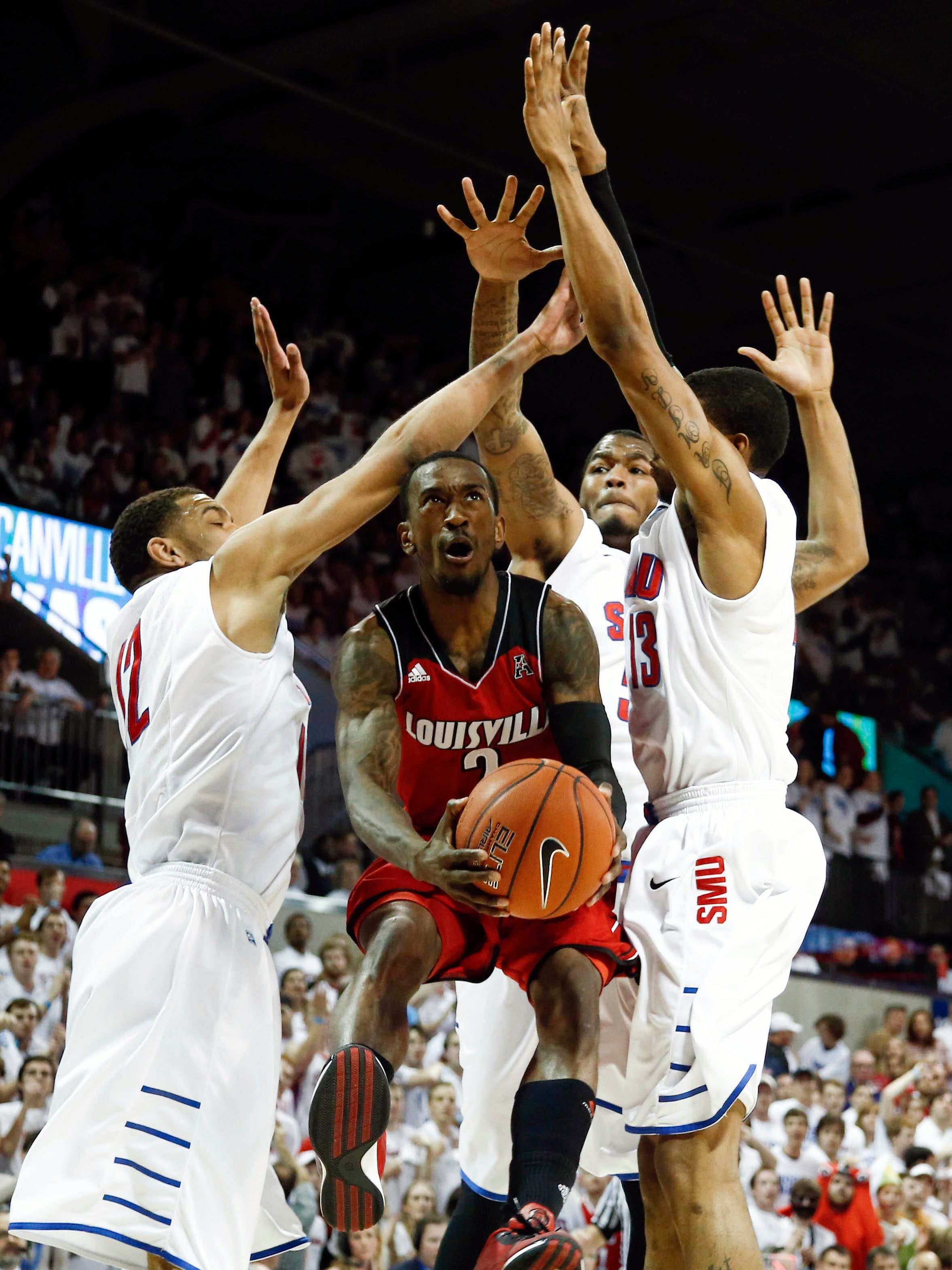 Russ Smith 2 Louisville Cardinals Alumni Basketball Honoring Black  Excellence Jersey - White - Bluefink