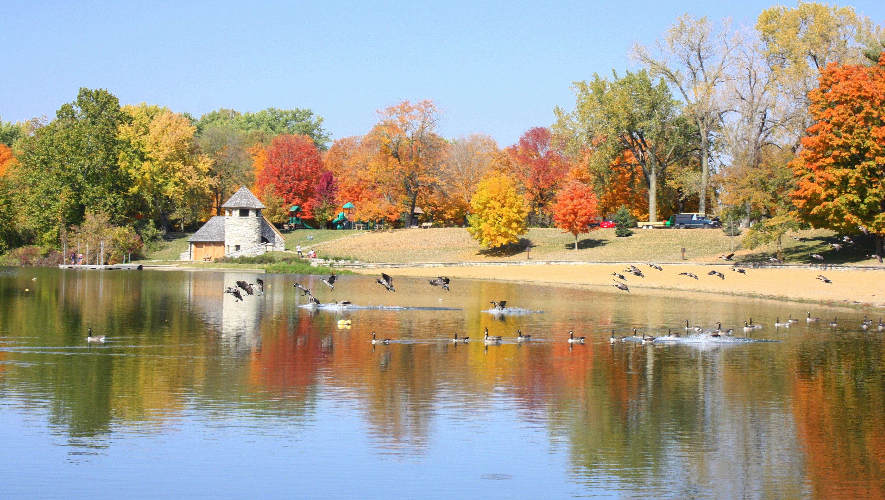 7 natural wonders of Iowa