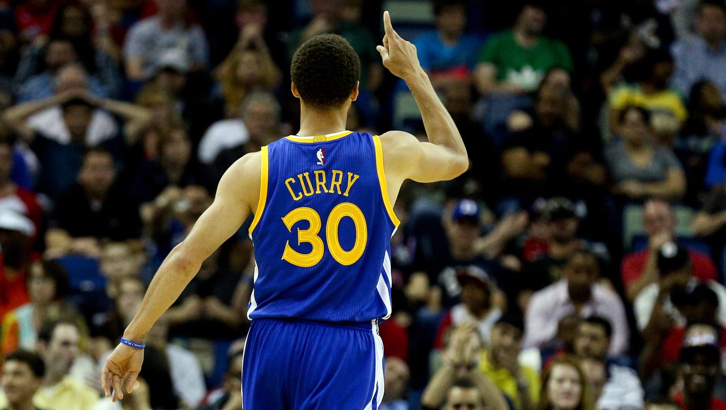 How Stephen Curry stacks up against back-to-back MVPs