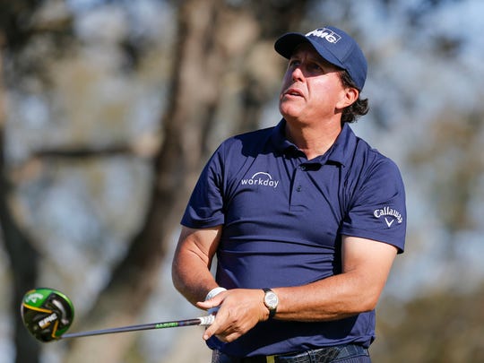 Phil Mickelson watches his tee shot on the 15th hole during the second round of the Arnold Palmer Invitational golf tournament at Bay Hill Club & Lodge. Photo: Reinhold Matay, USA TODAY Sports