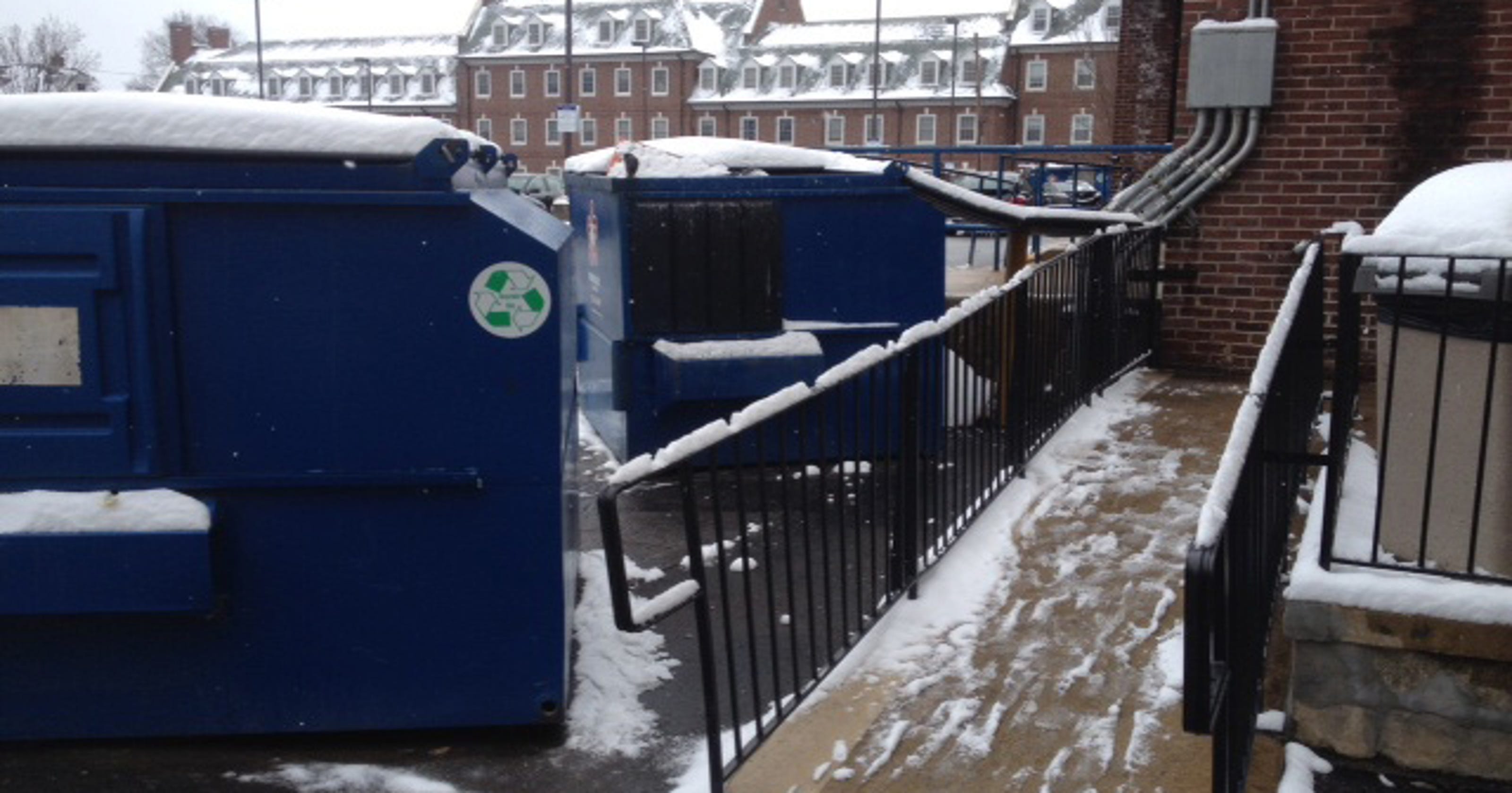 Caught On Camera Sex Behind A Trash Bin