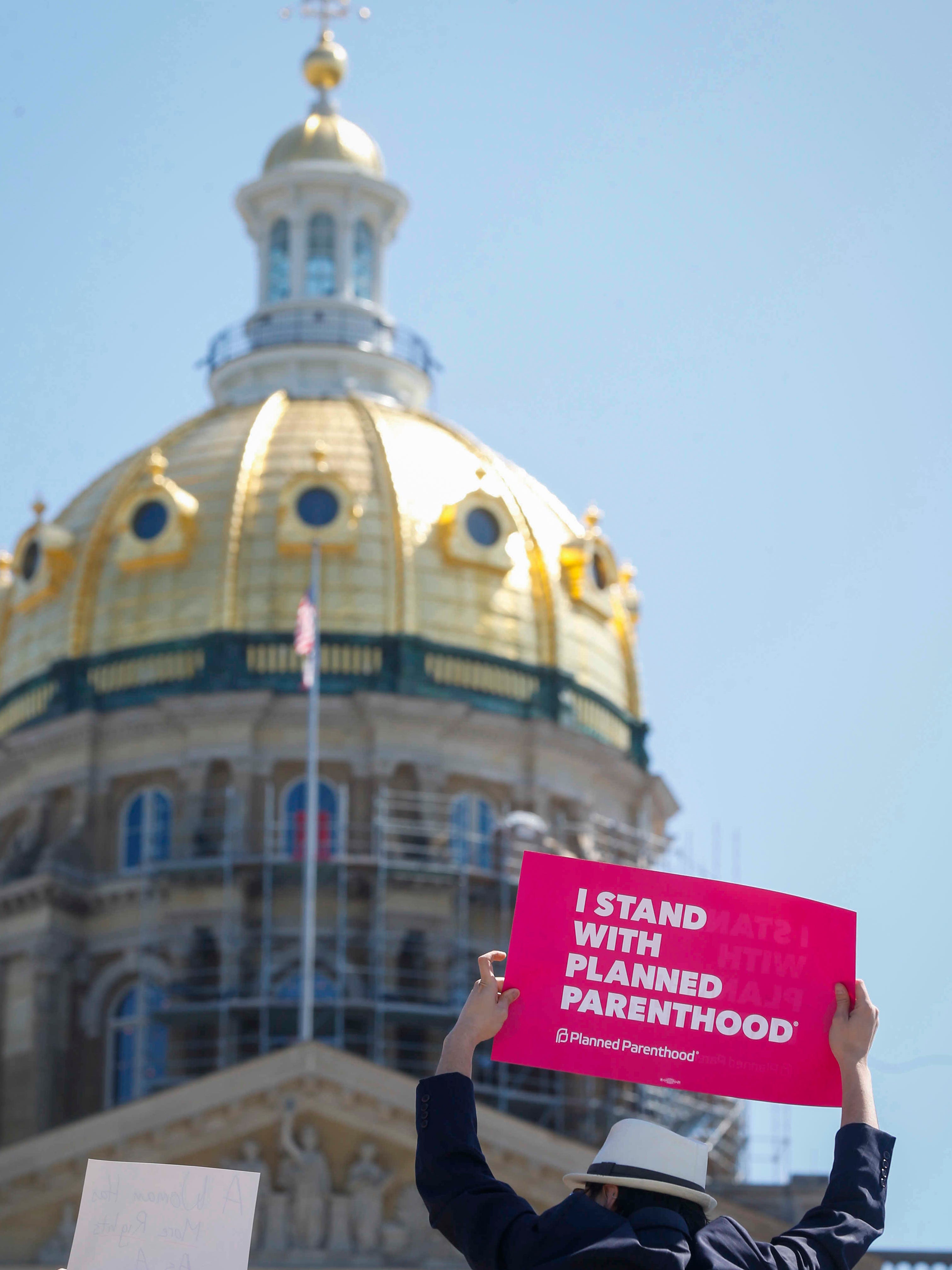 Iowa Supreme Court Rules Abortion Waiting Period Unconstitutional