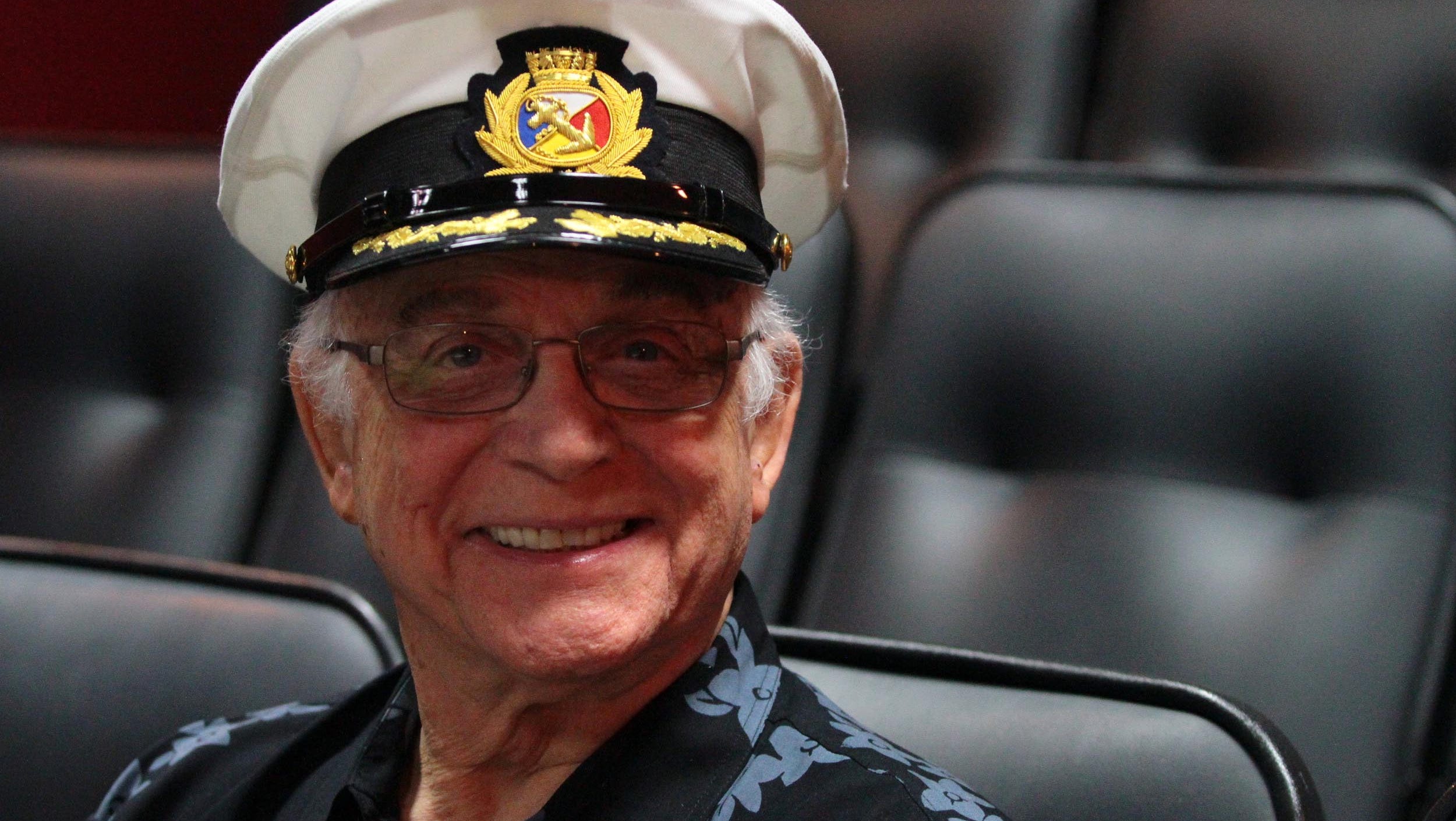 who was the captain of the love boat