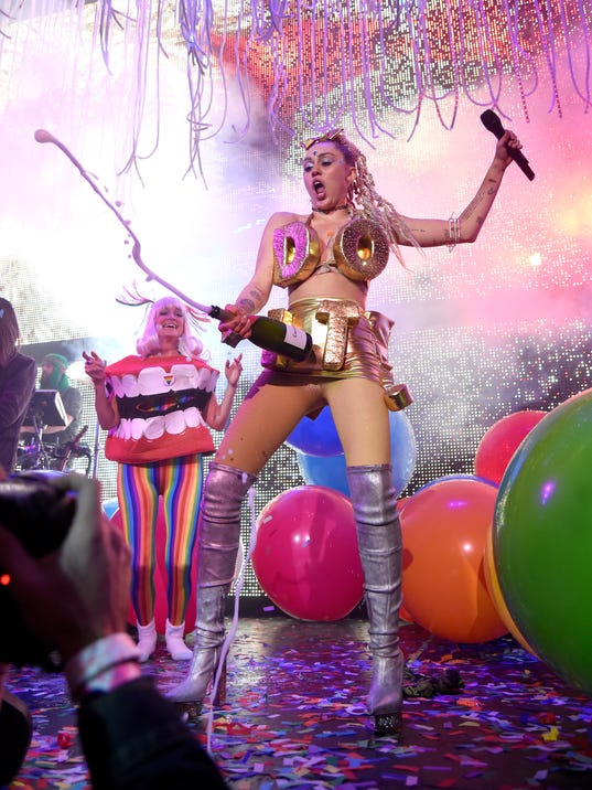 Miley Cyrus Brings Wild Captivating Petz To Nyc