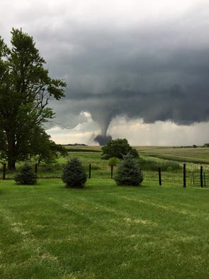 Surprise severe storms produce tornadoes in southern Iowa