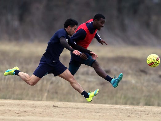 players participate during nashville soccer clubs