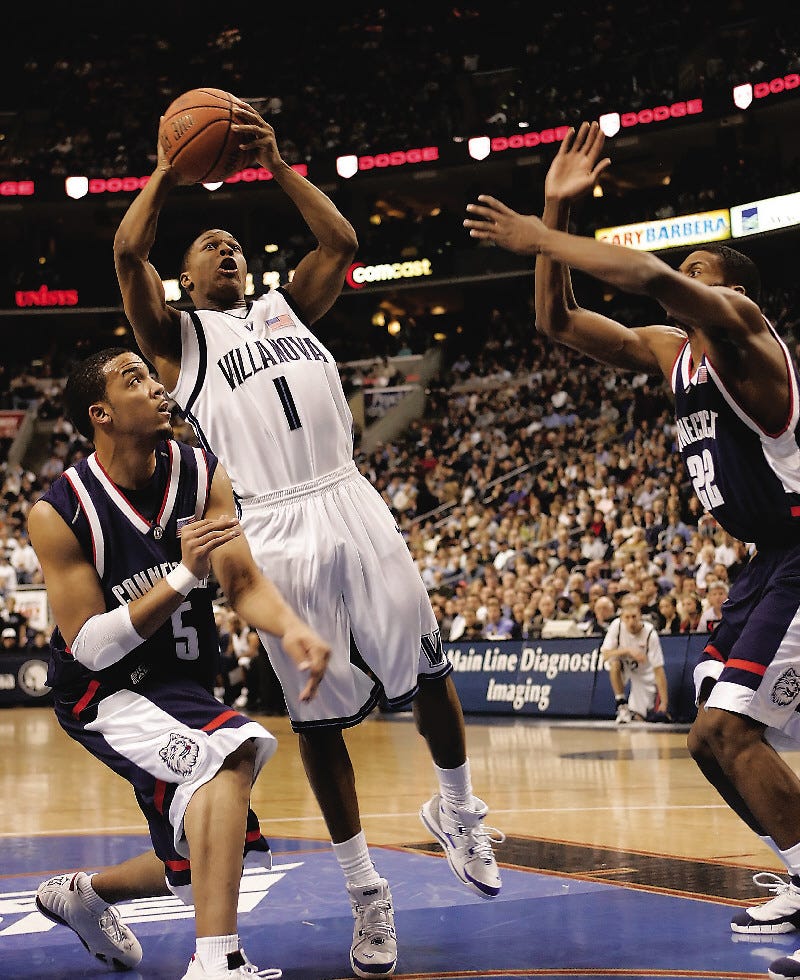 rudy gay uconn car