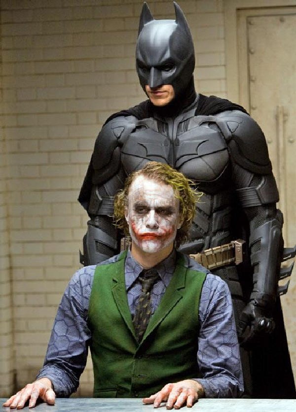 Ledger's Joker steals 'Dark Knight'