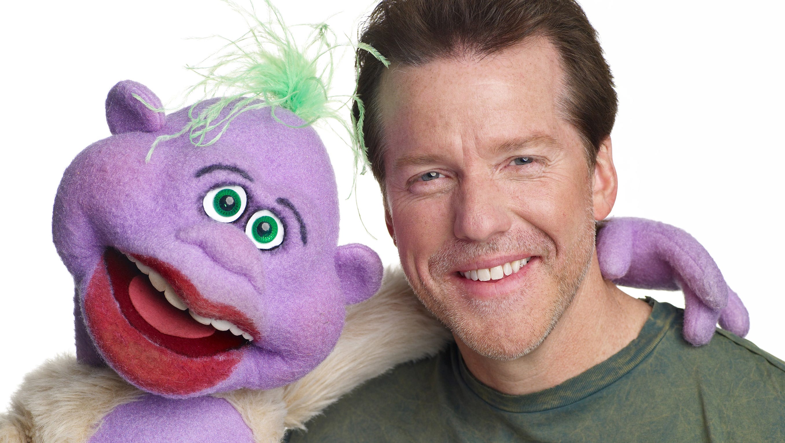 DVD Review 'Jeff Dunham's Very Special Christmas Special'