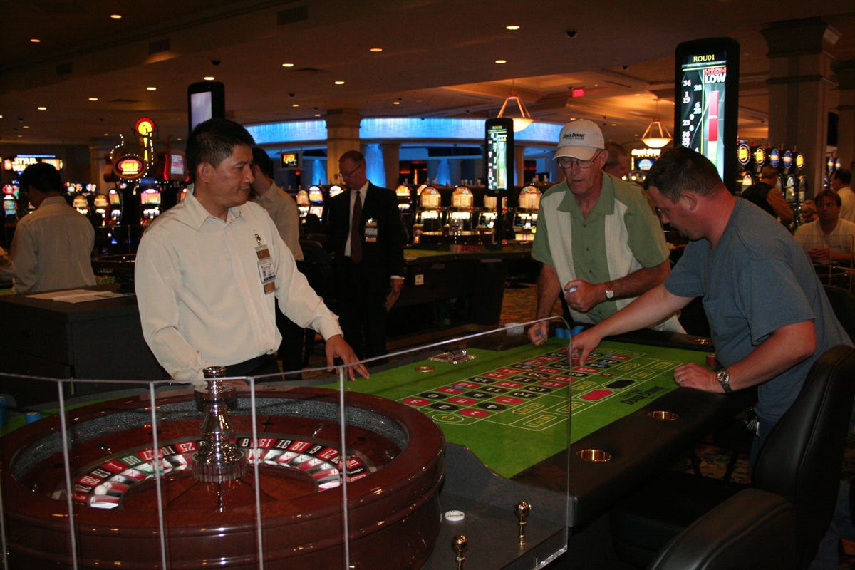 casino table games open