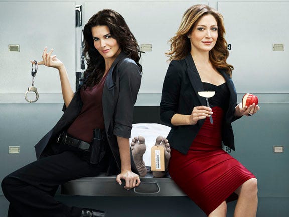 TV Tonight: Angie Harmon and Piper Perabo join the ranks of cable TV's  female crimefighters