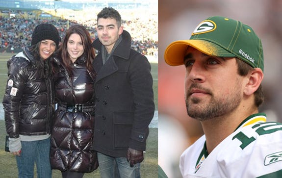 jessica szohr aaron rodgers bucks game