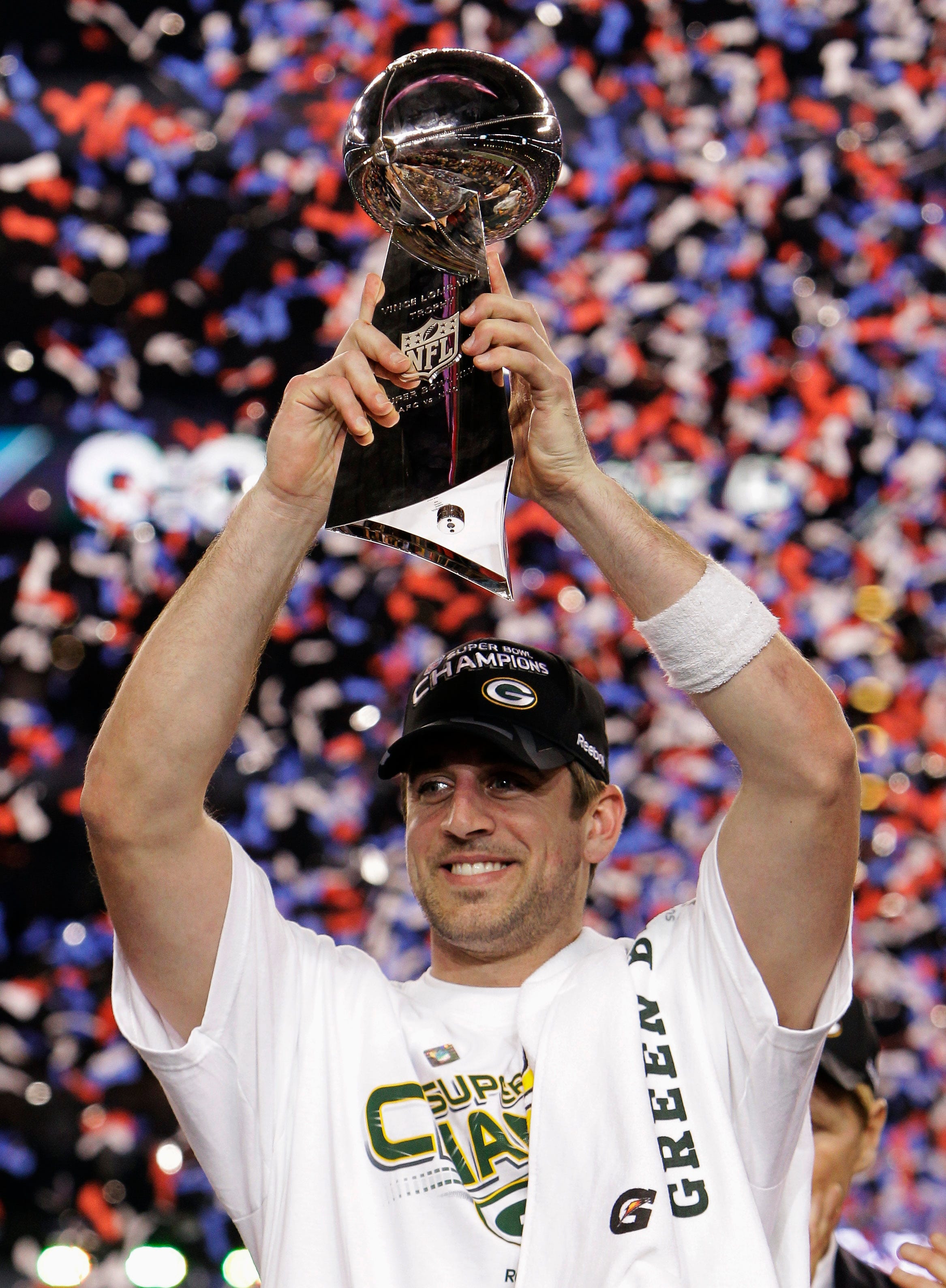 aaron rodgers super bowl trophy