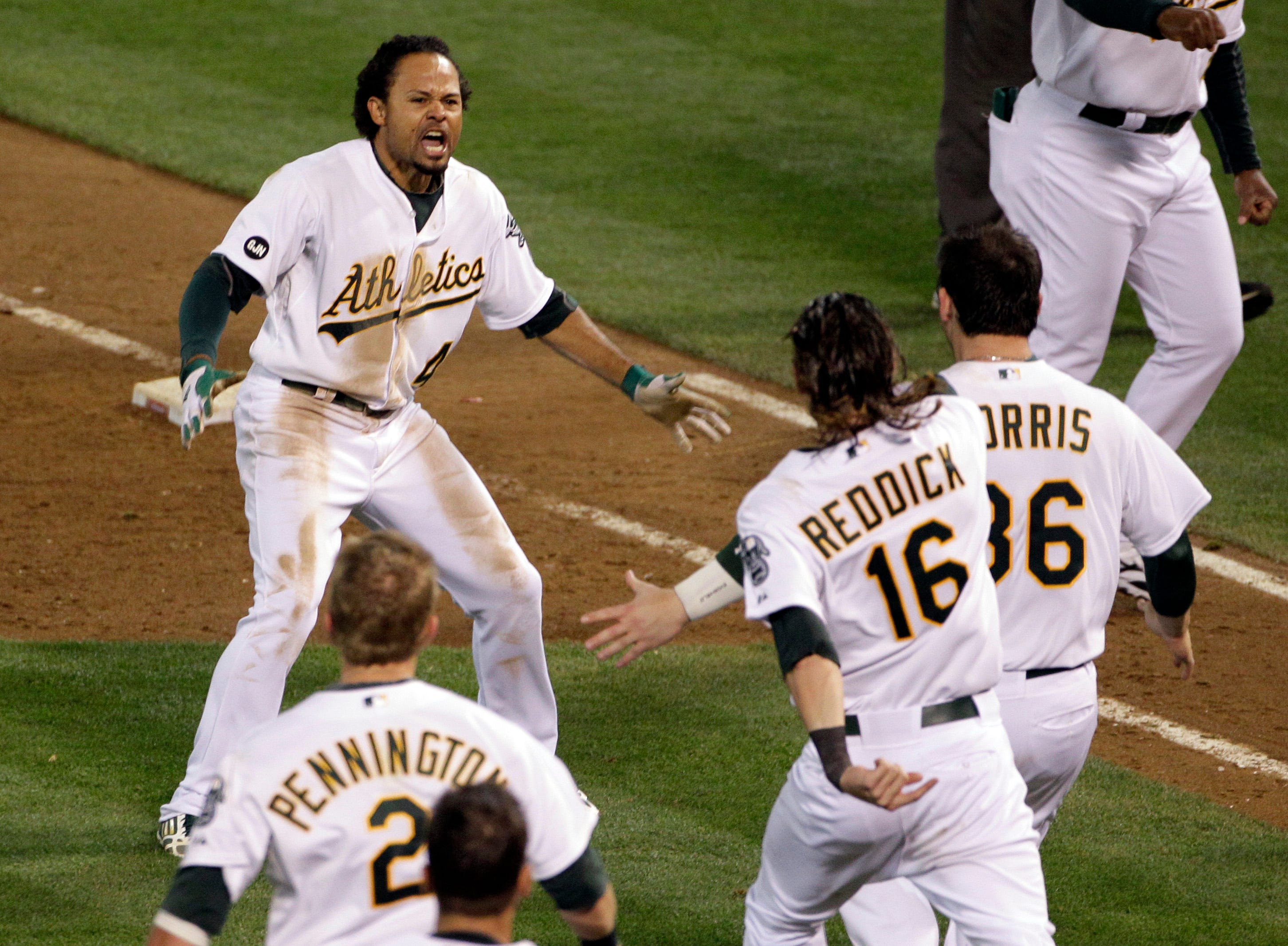 Oakland A S Rally Past Detroit Tigers To Force Game 5