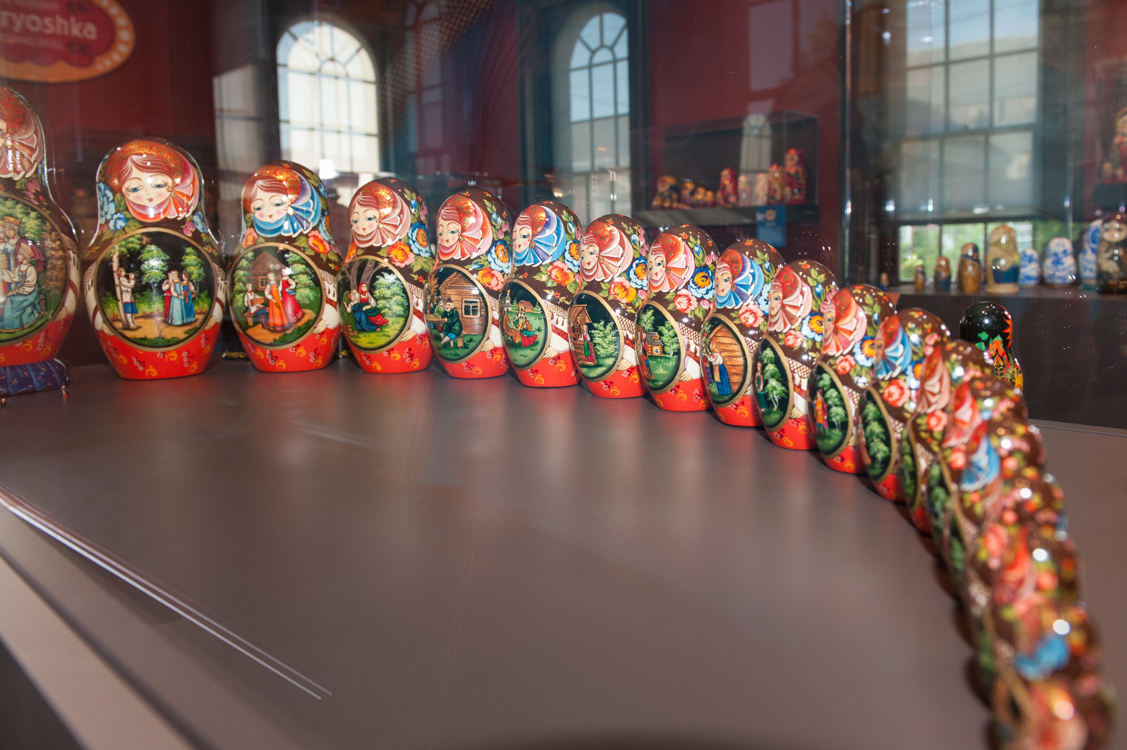 largest set of matryoshka dolls