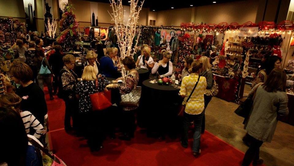 AMoA celebrates 42nd annual Christmas Roundup Holiday Market