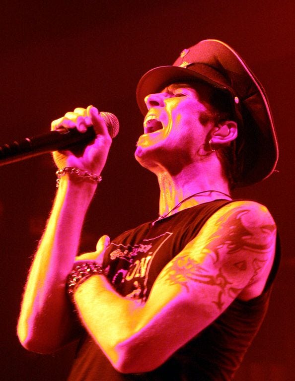 stone temple pilots singer deas