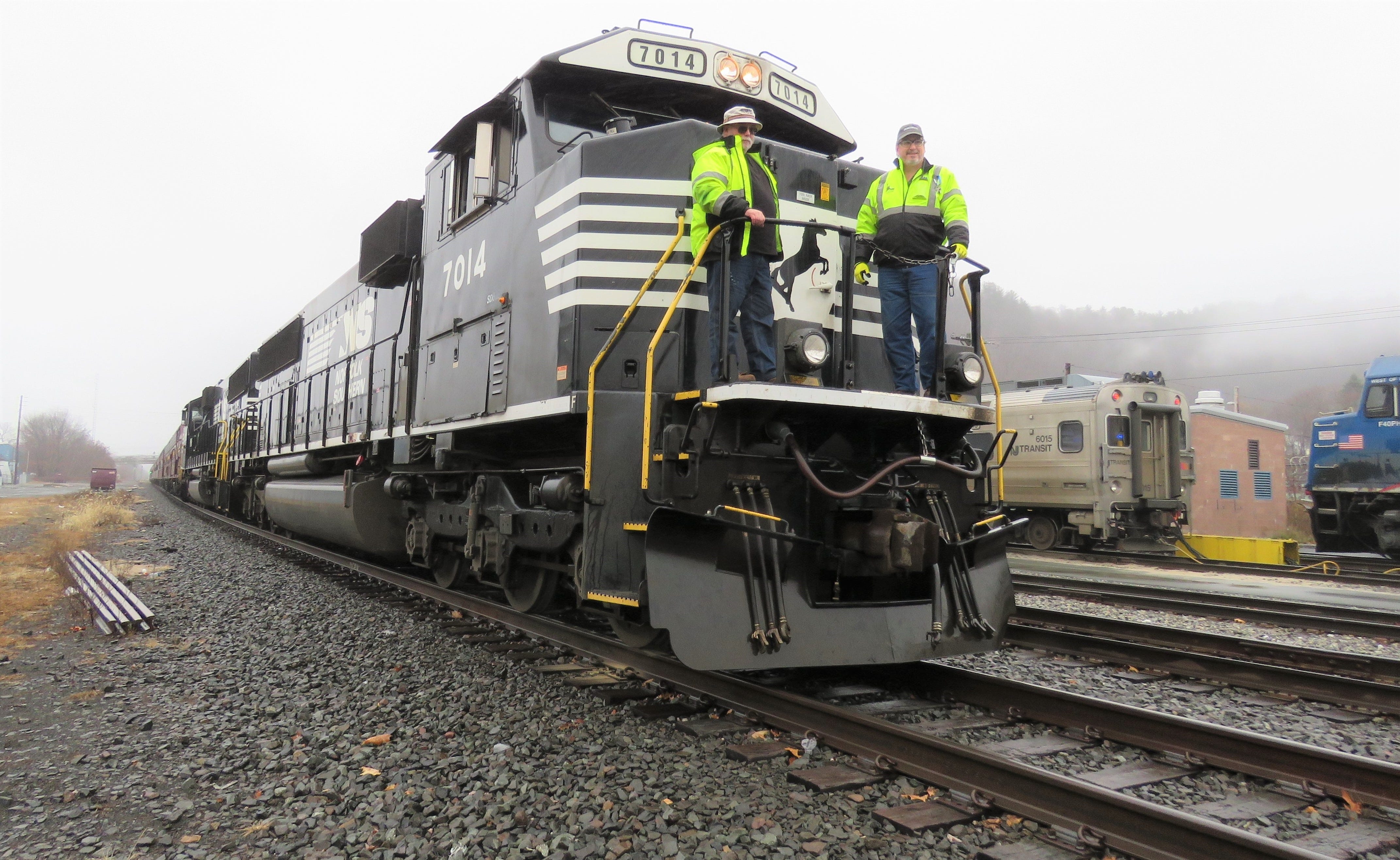 Toys For Tots Train Stops In At Port Jervis