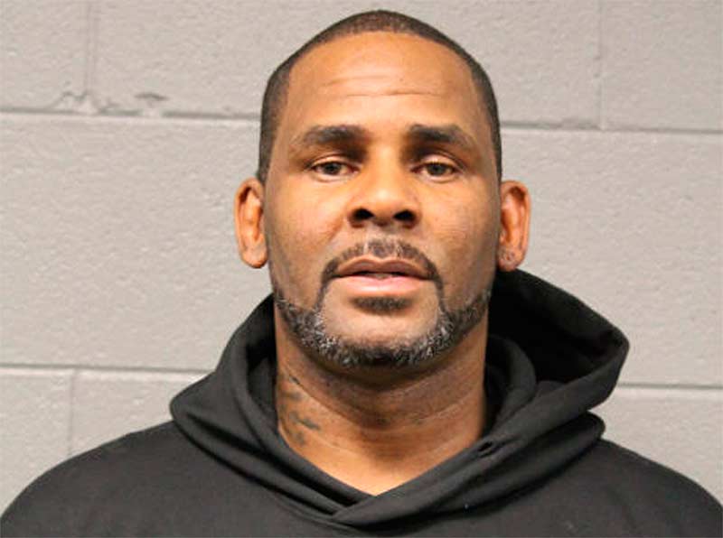 800px x 596px - R. Kelly met underage girl while on trial for child porn, prosecutors say