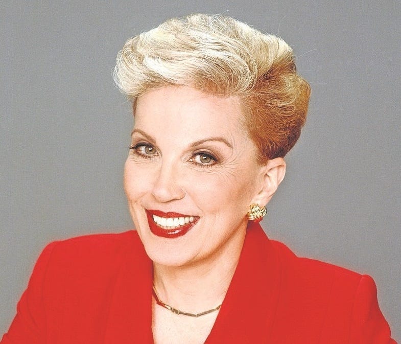 Dear Abby Man keeps romance under wraps because of age pic image