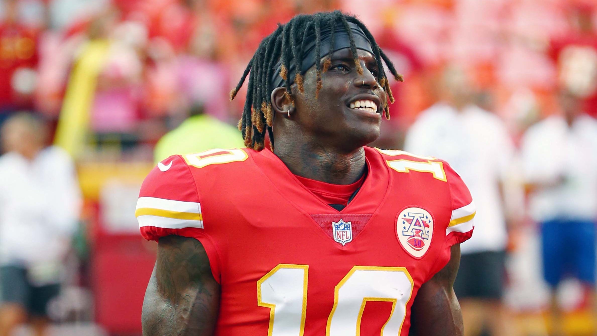 Chiefs' Tyreek Hill avoids NFL suspension over child abuse allegations