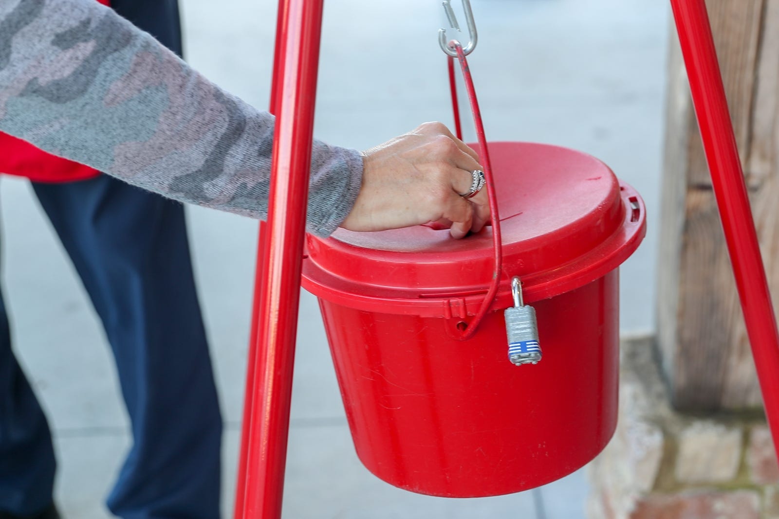 red kettle sign up