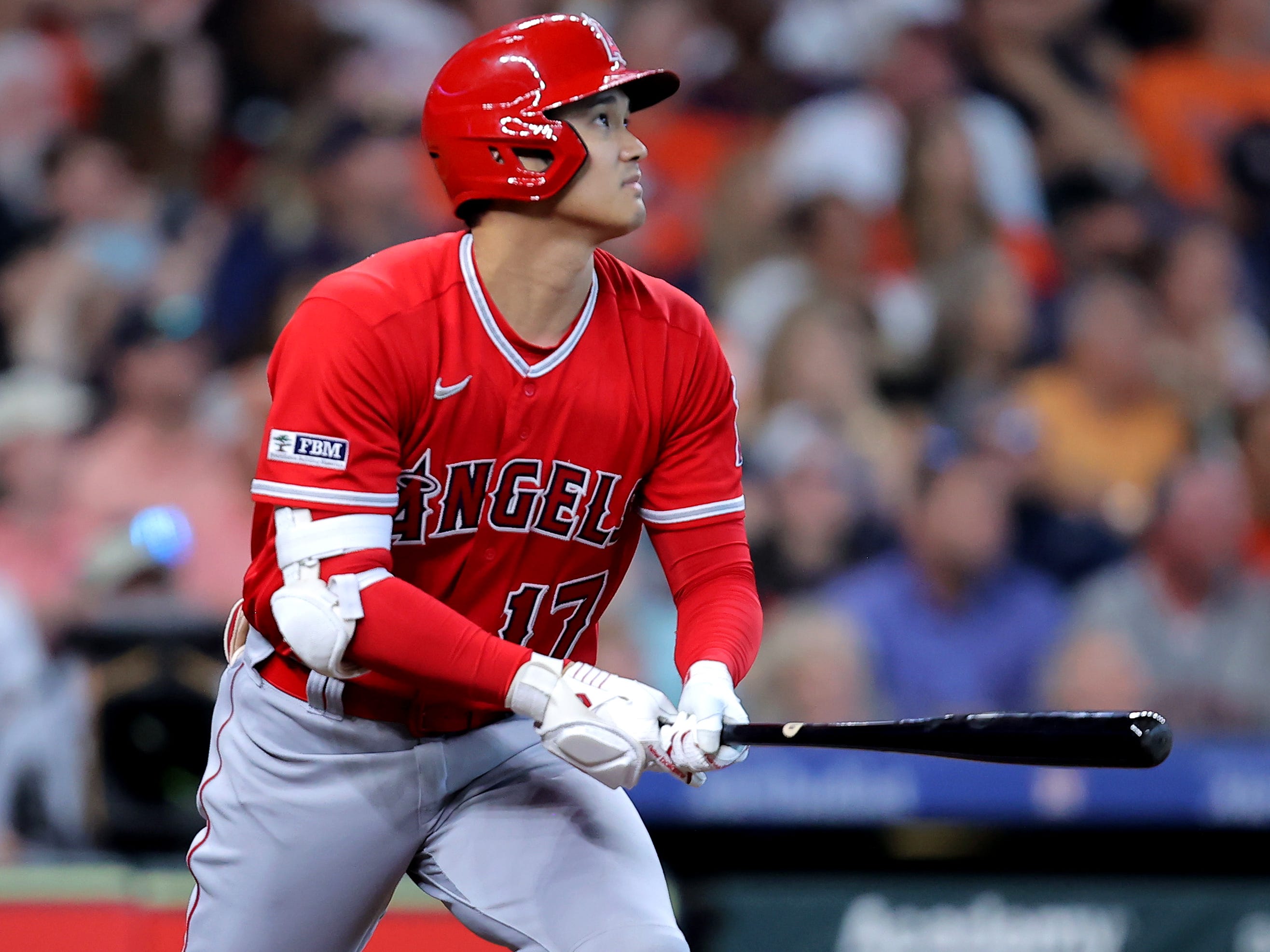 Trout, Lamb homer in 9th, Angels rally to beat Cardinals