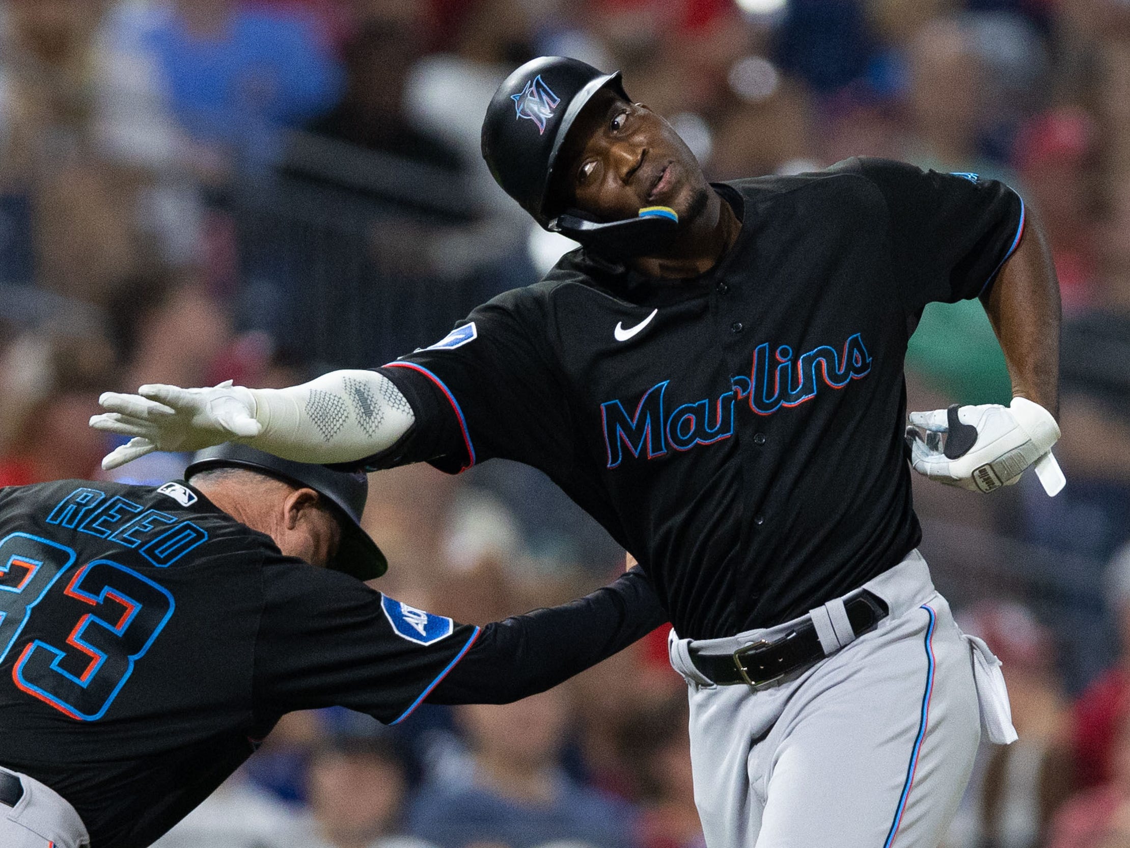 Which Kansas City Royals have also played for Miami Marlins? MLB