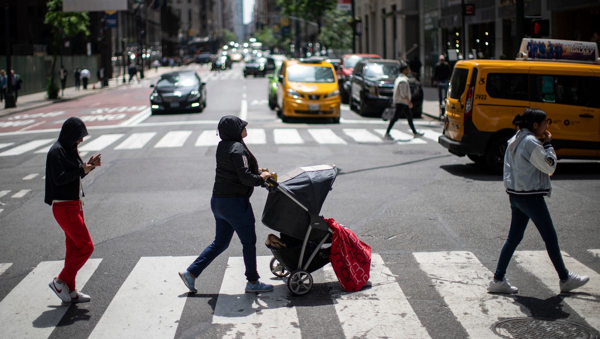纽约市寻求庇护者：住房券是否是解决移民危机的关键？