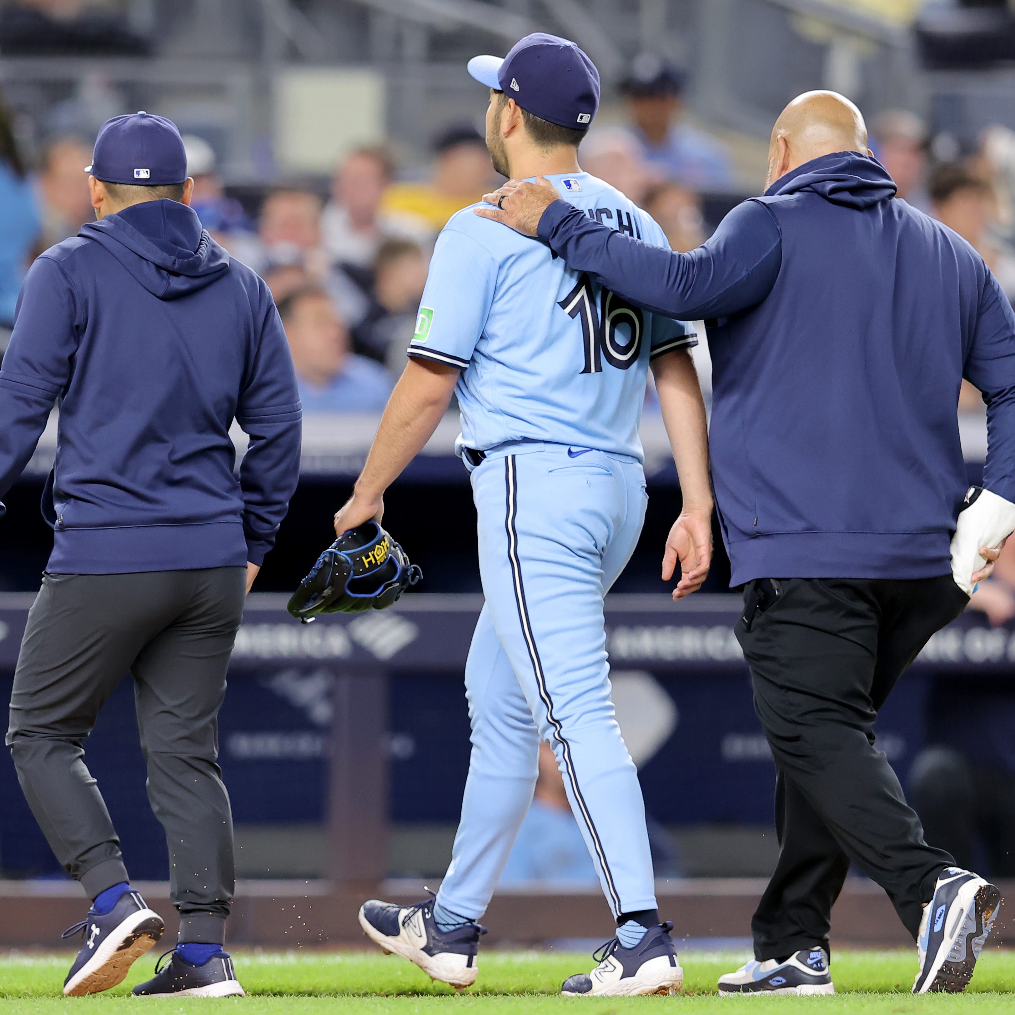 Mariners keep pace with 6-3 win, series sweep over A's