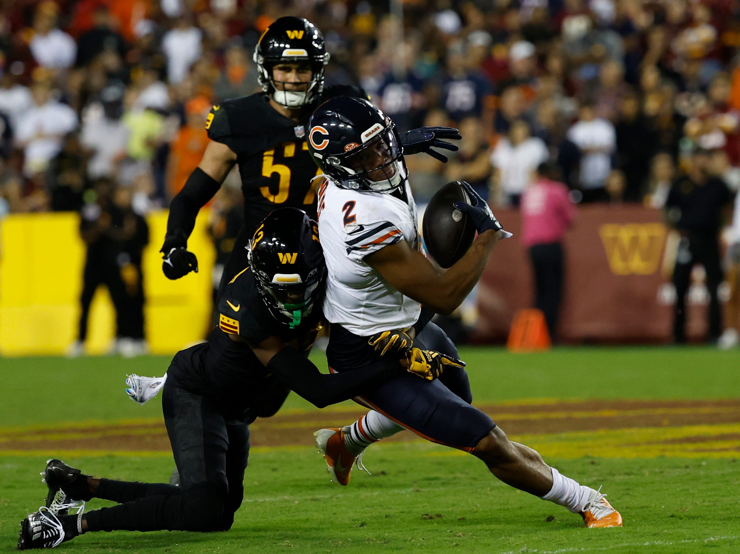 Landover, United States. 26th Aug, 2023. August 26th 2023: Washington  Commanders wide receiver Kazmeir Allen (10) warms up before the NFL game  between the Cincinnati Bengals and the Washington Commanders in Landover