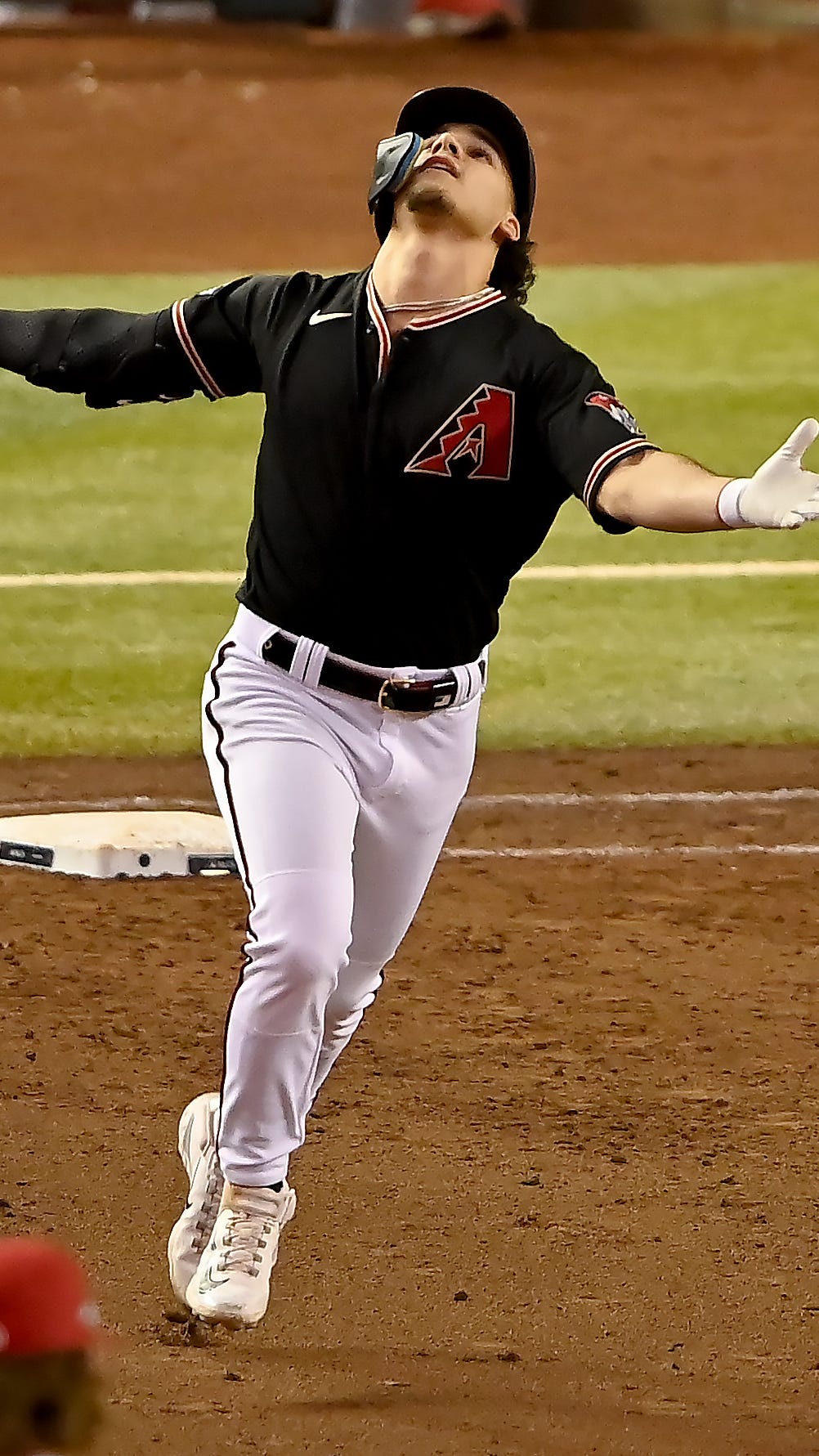 Thomas' tying homer, Moreno's decisive hit send D-backs over Phillies 6-5,  ties NLCS at 2 games, National