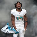 Dolphins WR Jaylen Waddle has one of the NFL's best touchdown celebrations